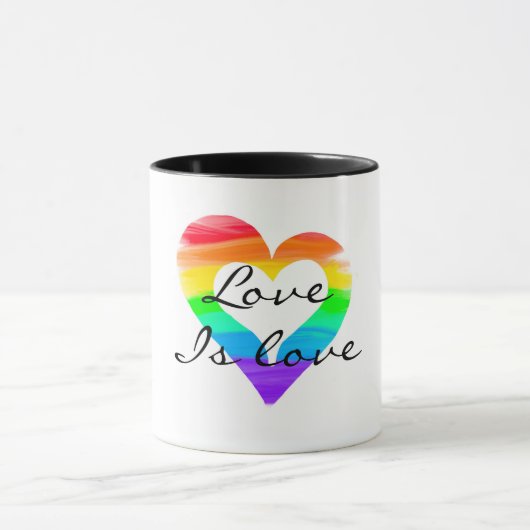 Mug L'amour, c'est l'amour, le coeur peint en arc-en-c (Centre)