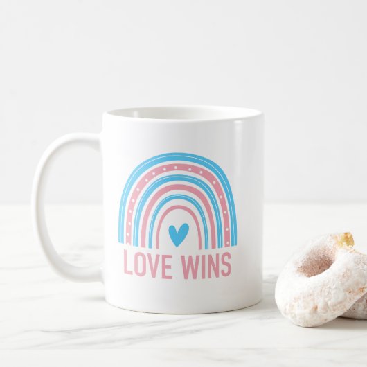 Mug L'amour gagne transgenre arc-en-ciel (Avec donut)