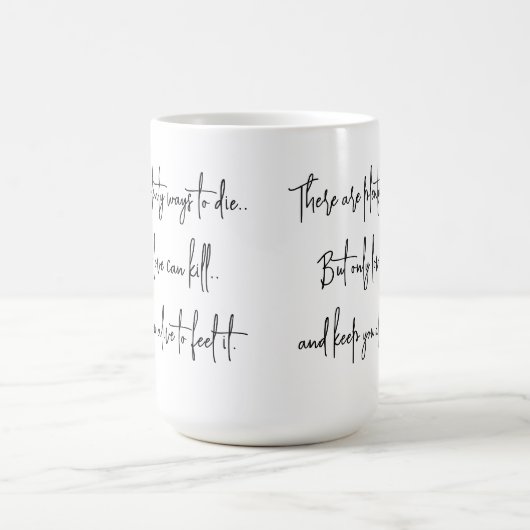 Mug L'Amour Tue Mais Nous Garde Vivants (Centre)
