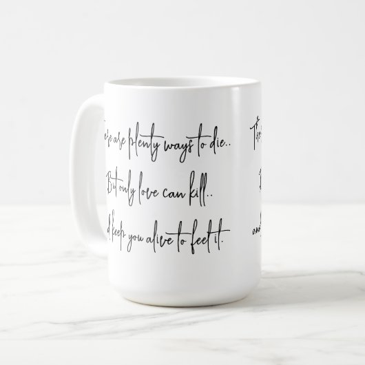 Mug L'Amour Tue Mais Nous Garde Vivants (Devant gauche)