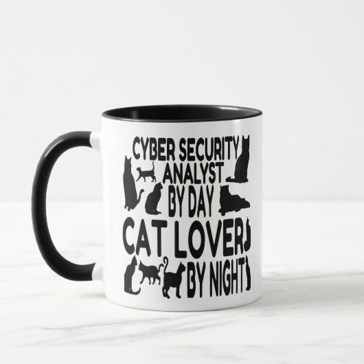 Mug L'analyste en cybersécurité aime les chats (Gauche)