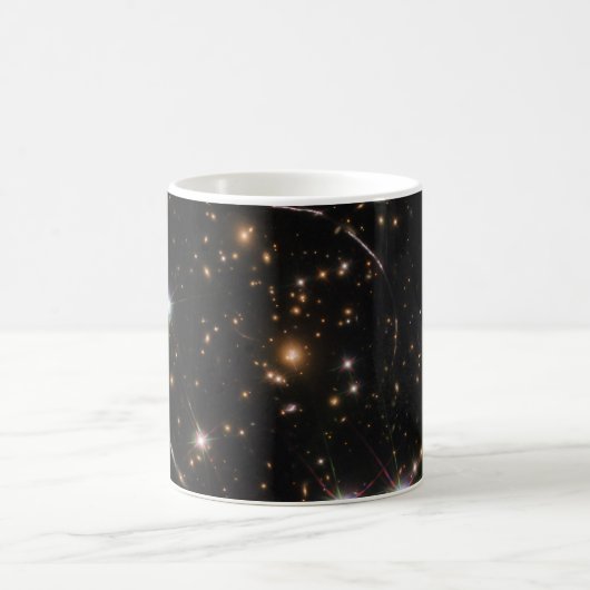 Mug L'Arc Sunburst Dans Un Gros Cluster Galaxy (Centre)