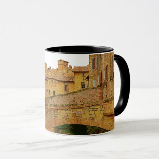 Mug L'architecture des maisons de Gubbio Umbria Italie (Devant droit)