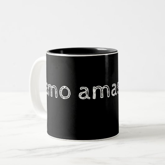 Mug latin, Amo amas amat (Devant gauche)