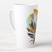 Mug latte avec fleur protéique en or (Angle gauche)