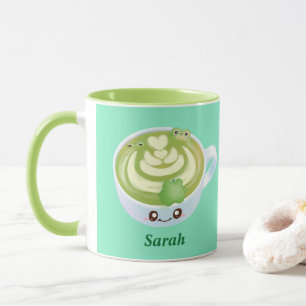 Mug Latte De Thé Vert Matcha Chaud Avec Cute Frogs