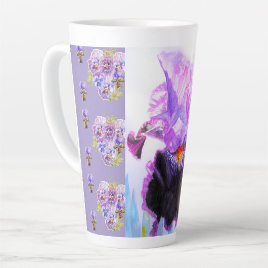 Mug Latte floral Iris Iris violet peint à la main (Angle gauche)