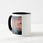 Mug L'aube se brise derrière ASTP Saturn IB CDDT (Devant gauche)
