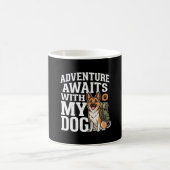 Mug L'aventure attend avec mon chien randonnée (Centre)