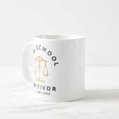 Mug Law School Survivor Funny Graduate (Devant gauche)
