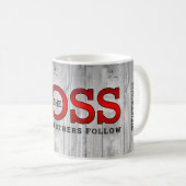 Mug Le BOSS Dirige Les Autres Suivent sur Bois Rustiqu (Devant droit)