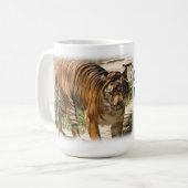 Mug Le café réveille le tigre ! (Devant gauche)
