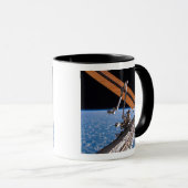 Mug Le Canadarm2 et les ailes de panneaux solaires (Devant droit)