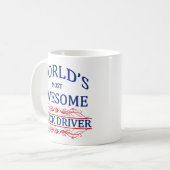 Mug Le chauffeur de camion le plus impressionnant du (Devant gauche)