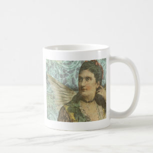 Mug Le collage numérique de la dame ailée