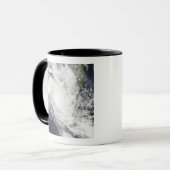 Mug Le cyclone tropical Fami survole Madagascar (Devant gauche)