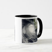 Mug Le cyclone tropical Favio au large de Madagascar (Devant droit)