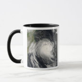 Mug Le cyclone tropical Favio s'approche du Mozambique (Gauche)