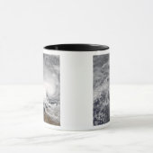 Mug Le cyclone tropical Nicholas au large de l'Austral (Centre)