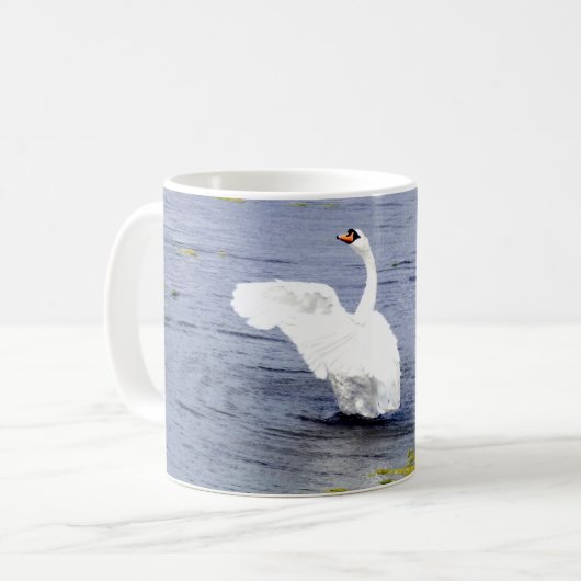 Mug Le Cygne Mute Aime Se Baigner. (Devant gauche)