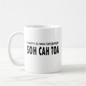 Mug Le _de TOA de SOH CAH apprennent une nouvelle (Gauche)