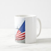 Mug Le Drapeau Dépend De La Statue De La Liberté. (Devant droit)