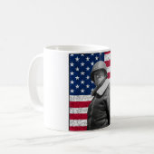 Mug Le Général Patton et le drapeau américain (Devant gauche)