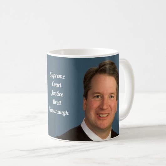 Mug Le juge de la Cour suprême des États-Unis Brett Ka (Devant droit)