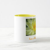 Mug le lotus, ont un jour béni (Centre)