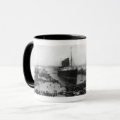 Mug Le Lusitania arrive (Devant gauche)