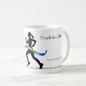 Mug Le marathon des femmes avec le ruban de puzzle (Devant droit)