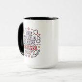Mug Le monde dort, l'infirmière ne rit pas, le cadeau (Devant gauche)