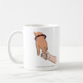 Mug Le monde la connaît sous le nom de [NOM] Nous la c (Gauche)