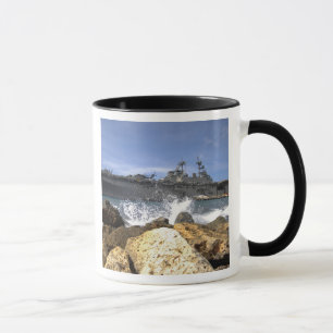 Mug Le navire d'assaut amphibie USS Kearsarge