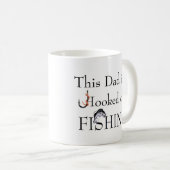 Mug Le papa est accroché sur la PÊCHE - relation (Devant droit)