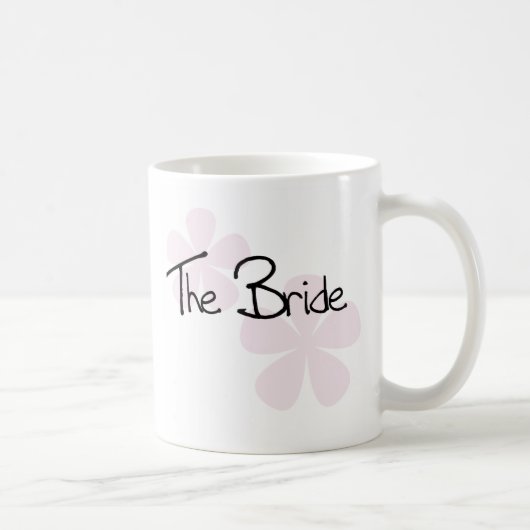 Mug Le pastel rose fleurit la jeune mariée (Droite)