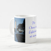 Mug Le phare d'Ocracoke au coucher du soleil (Devant gauche)