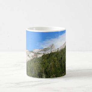 Mug Le pic de la cathédrale au lac Tenaya, Yosemite, C
