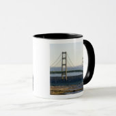 Mug Le pont Mackinac qui s'étend sur le détroit de 4 (Devant droit)