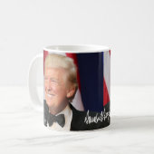 Mug Le Président Donald Trump avec sa signature (Devant gauche)