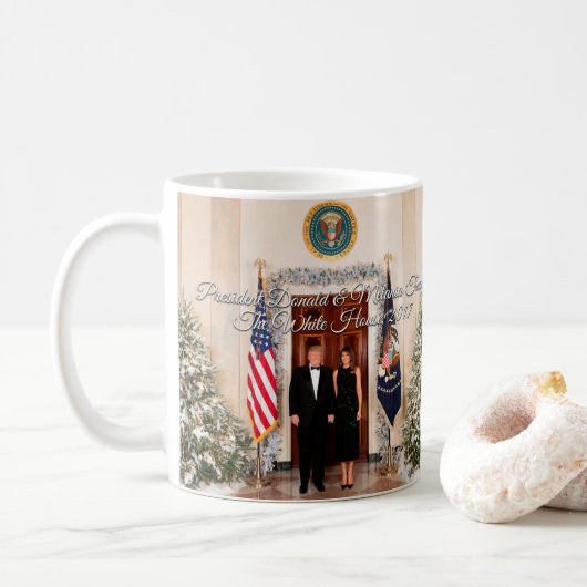 Mug Le Président Donald Trump et Noël 2017 de Melania (Avec donut)