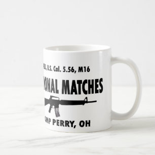 Mug Le ressortissant de Perry de camp assortit M16