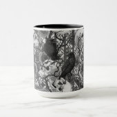 Mug Le secret de Raven. Illustration gothique sombre e (Centre)