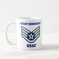 Le Sergent D'État-Major USAF A Servi Fièrement Du