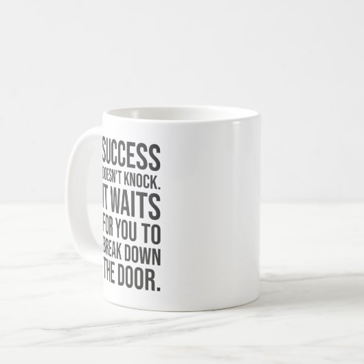Mug Le succès ne s'arrête pas - Motivation énorme (Devant gauche)