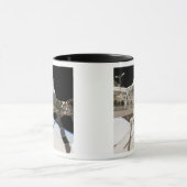 Mug Le système robotique Dextre construit au Canada (Centre)
