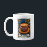 Mug Le Tarot au café<br><div class="desc">Une tasse de goudron illustrée de style de vie du café. Pour votre barista préféré,  et passionnés de café.</div>