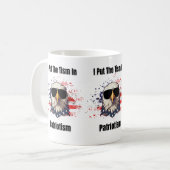 Mug Le Tisme Dans Le Patriotisme (Devant gauche)