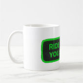 Mug Le tour qu'il vous aiment l'a volé - vert (Gauche)