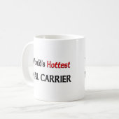 Mug Le transporteur de courrier le plus chaud des (Devant gauche)